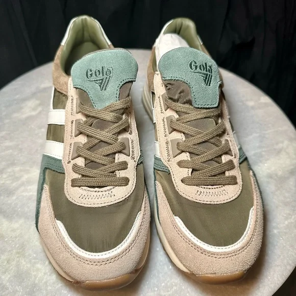 NIB Gola Chicago sneakers khaki/cappuccino/ off white US size 8 - Picture 2 of 13